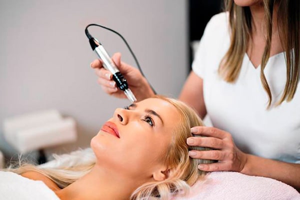 Traditional Microneedling